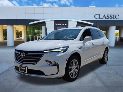 2023 Buick Enclave Essence