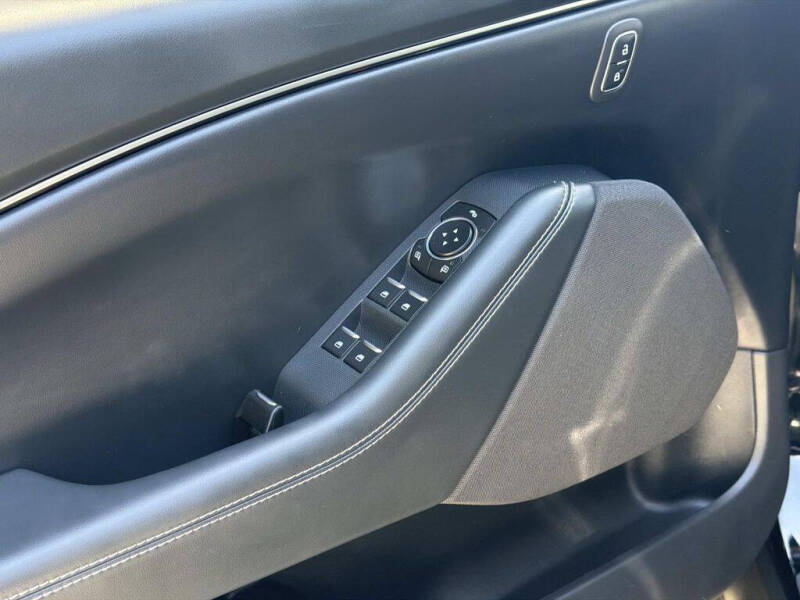 2024 Ford Mustang Mach-E Select