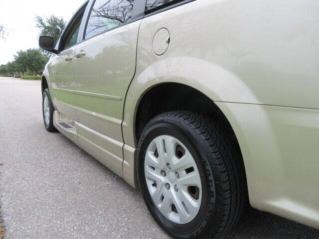 2013 Dodge Grand Caravan SE