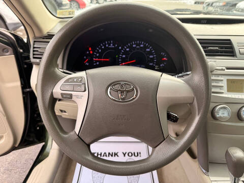 2010 Toyota Camry LE