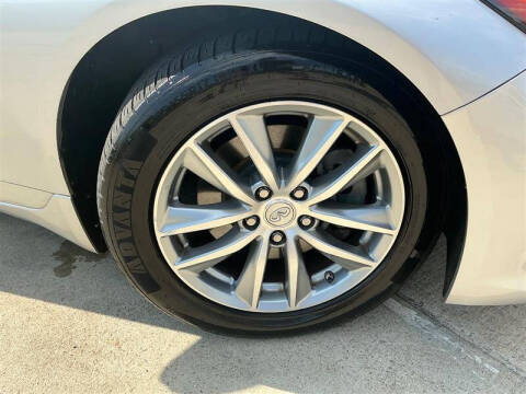 2015 Infiniti Q50