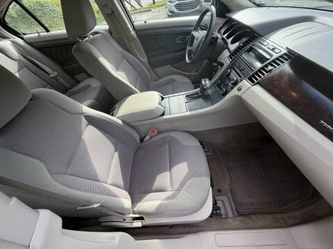 2012 Ford Taurus SEL