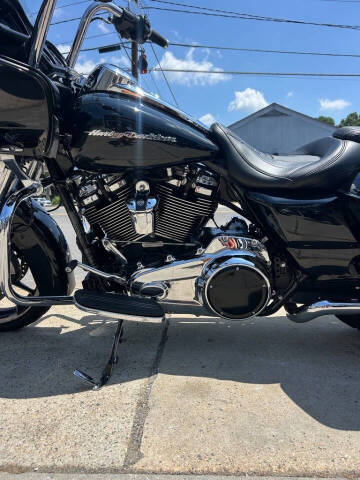 2020 Harley-Davidson Road Glide FLTRX