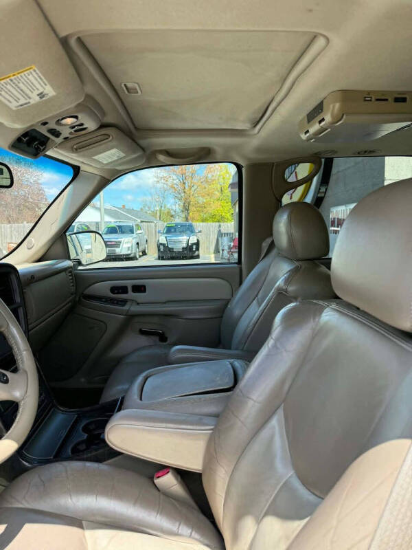 2003 GMC Yukon XL Denali