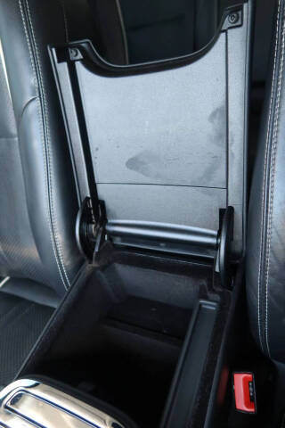 2017 Jaguar XJ R-Sport