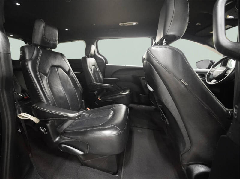 2018 Chrysler Pacifica Touring L Plus
