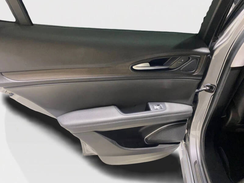 2021 Alfa Romeo Stelvio