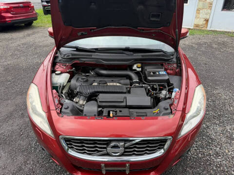 2011 Volvo C70 T5