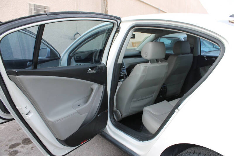 2006 Volkswagen Passat 2.0T