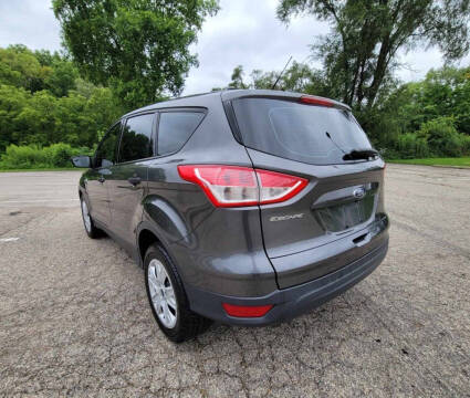 2016 Ford Escape S