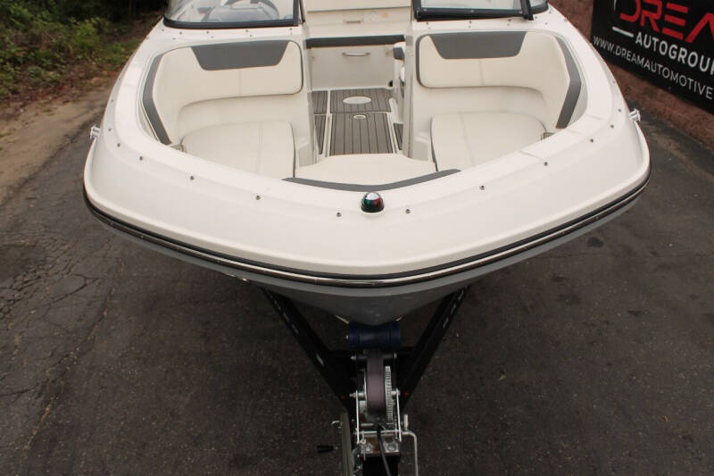 2018 Bayliner VR5 Bowrider
