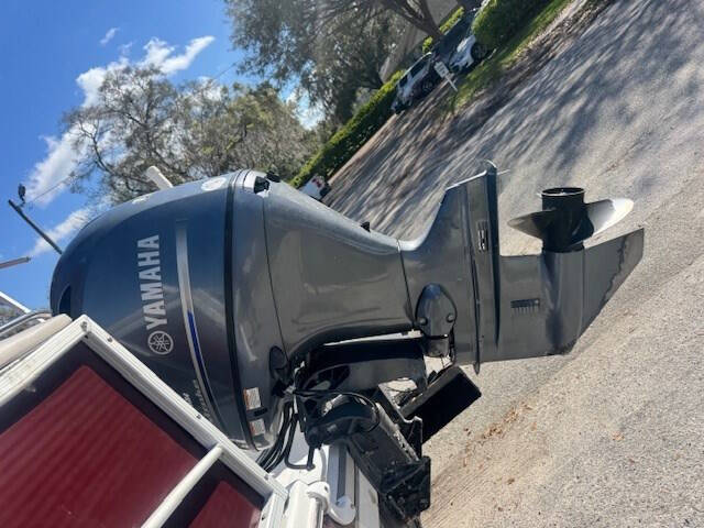 2018 Hurricane Fundeck FD196F deck