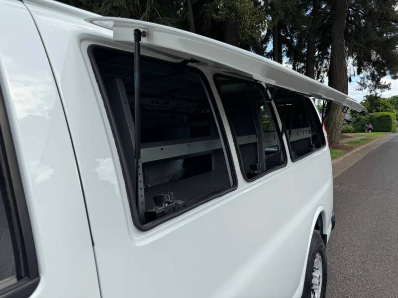 2009 GMC Savana 3500