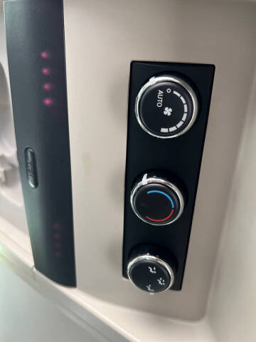 2013 Chrysler Town and Country Touring-L