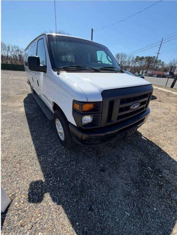 2014 Ford E-Series E-350 SD XL