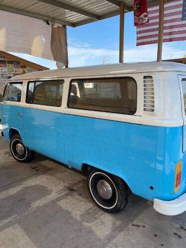 1974 Volkswagen Bus