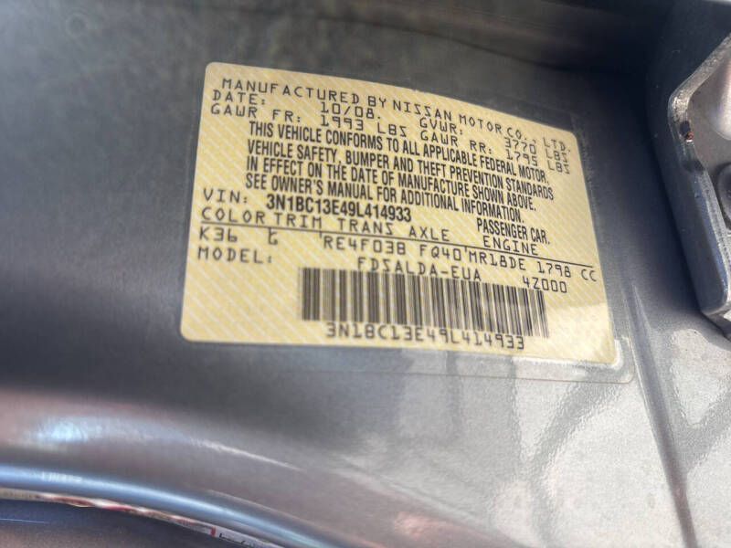2009 Nissan Versa 1.8 S