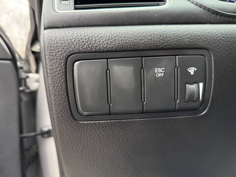 2013 Hyundai Genesis 3.8L