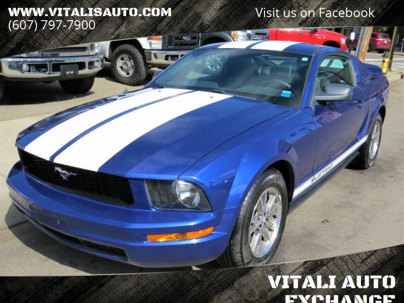 2005 Ford Mustang V6 Deluxe
