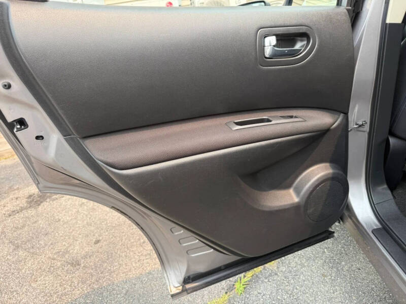 2014 Nissan Rogue Select S