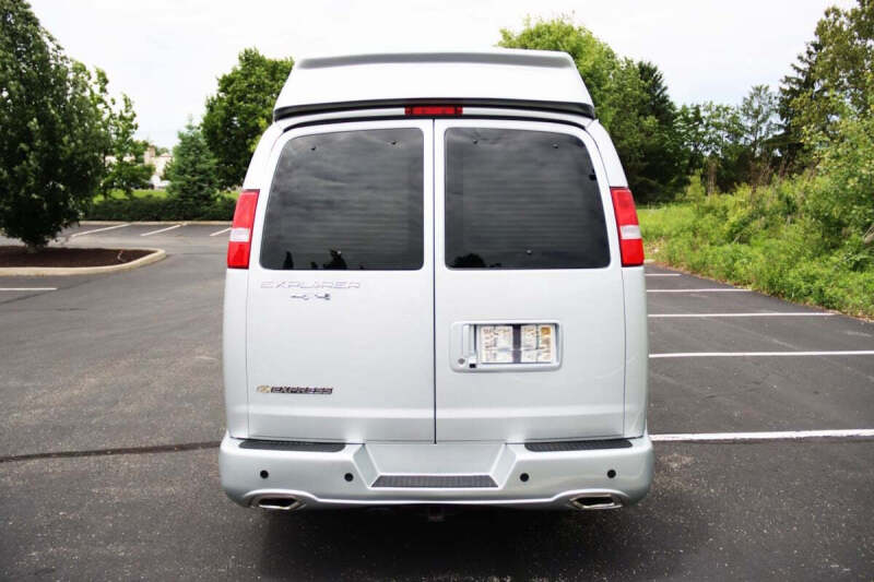 2024 Chevrolet Express 2500