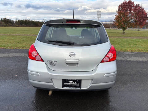 2011 Nissan Versa 1.8 S