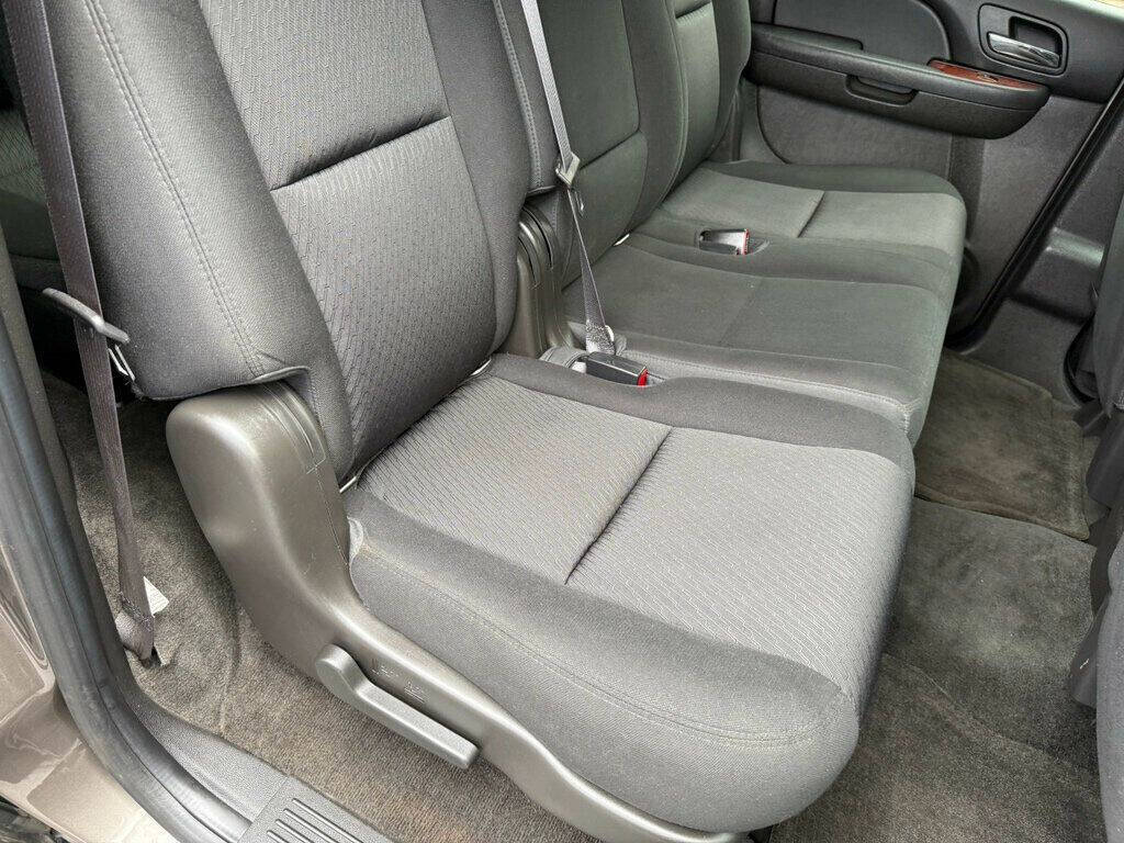 2014 Chevrolet Suburban 50