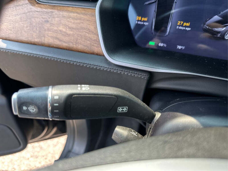 2020 Tesla Model X Long Range Plus