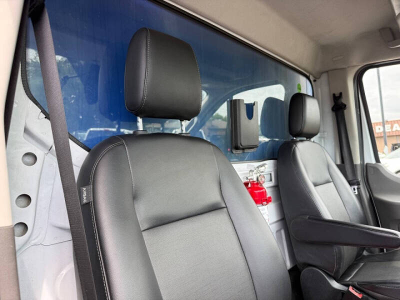 2022 Ford Transit