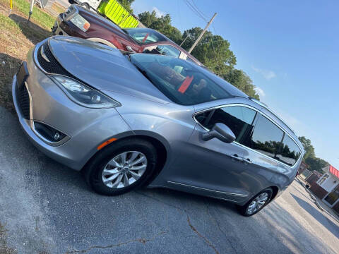 2019 Chrysler Pacifica Touring L