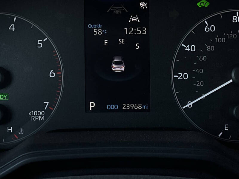 2025 Toyota Corolla Hybrid LE