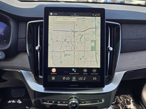 2026 Volvo XC90 B5 Core