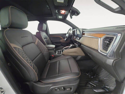 2023 GMC Canyon Denali