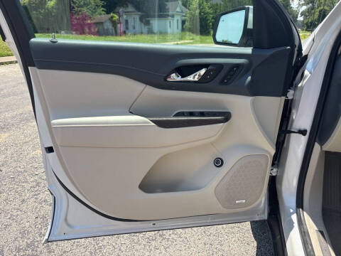 2021 GMC Acadia Denali