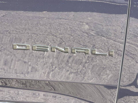 2023 GMC Yukon XL Denali Ultimate