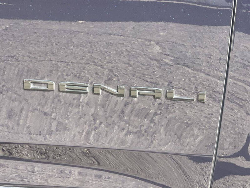 2023 GMC Yukon XL Denali Ultimate