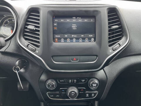 2019 Jeep Cherokee Latitude