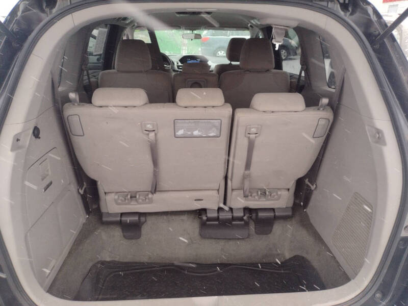 2016 Honda Odyssey SE photo 15