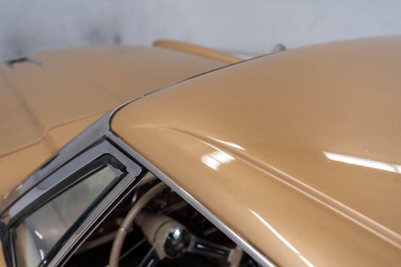 1964 Studebaker Avanti