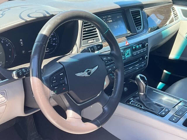 2017 Genesis G80