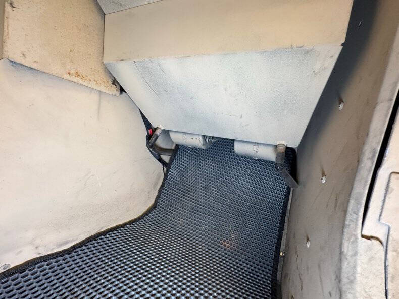 2005 AM General Hummer