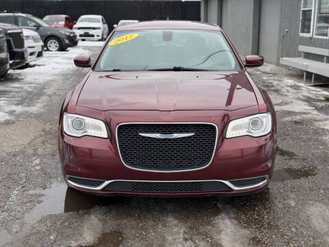 2017 Chrysler 300 Limited