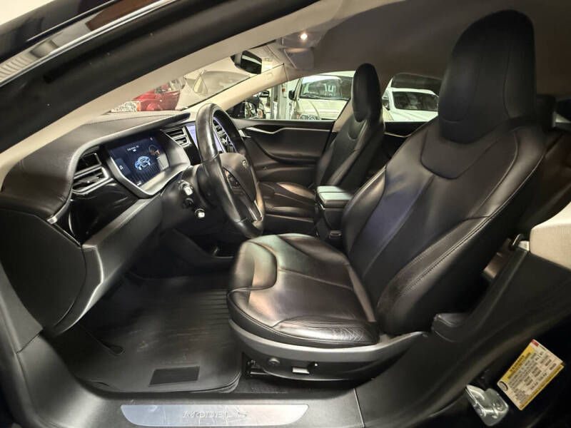 2015 Tesla Model S 85