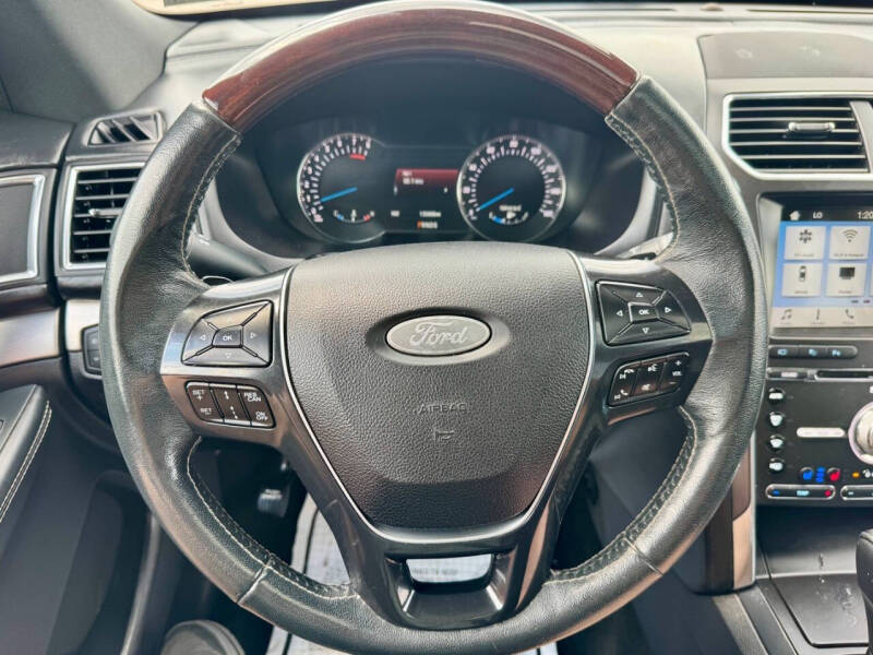 2018 Ford Explorer Platinum