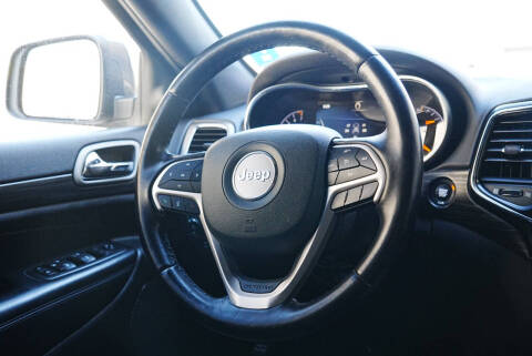 2020 Jeep Grand Cherokee Laredo E