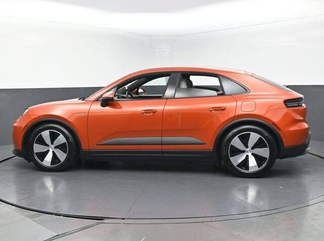 2024 Porsche Macan 4 Electric