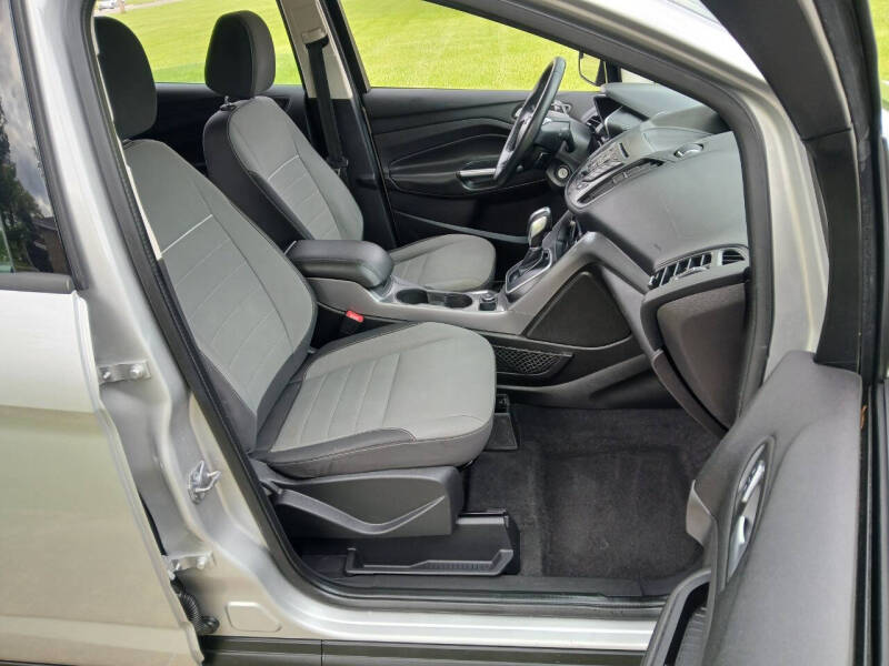 2015 Ford C-MAX Hybrid SE