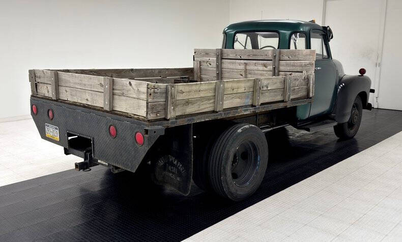 1952 Chevrolet C/K 3500 Series