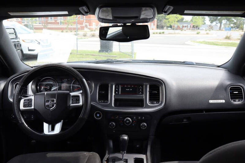 2014 Dodge Charger SE