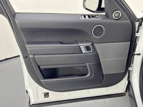 2022 Land Rover Range Rover Sport SE